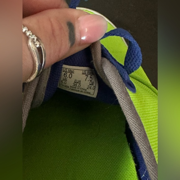 Vans neon green low top blue lace up sneakers size M6 W7.5 - Picture 6 of 10